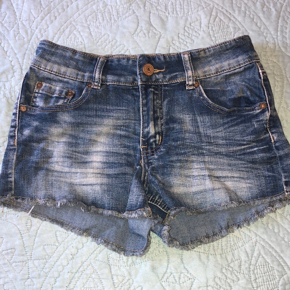 🍒🍒3/$20🍒🍒 Indigo Reign Jean Shorts